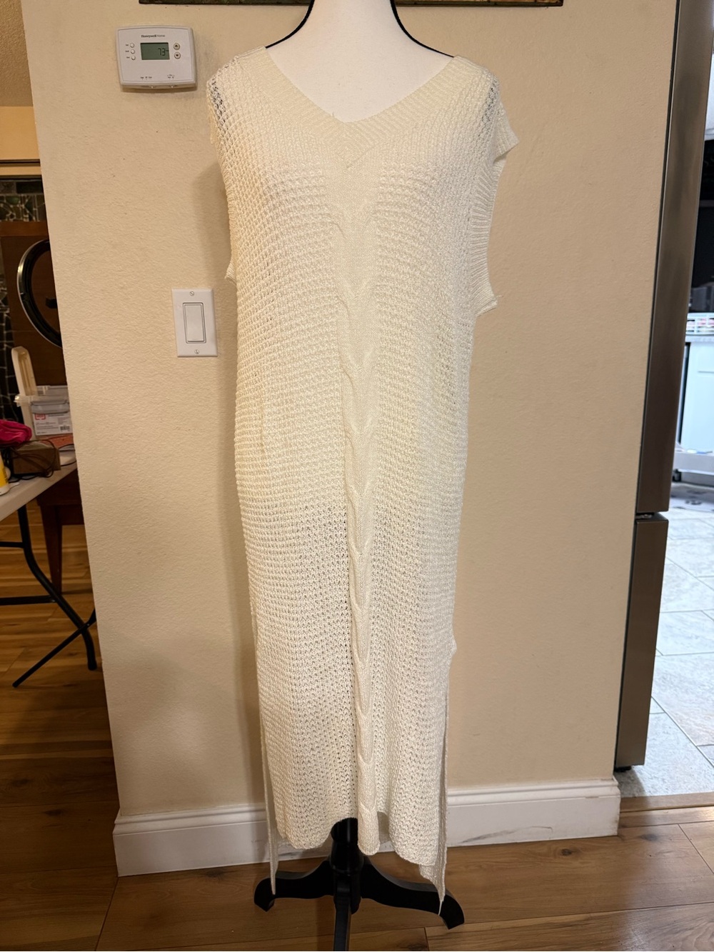 POL CLOTHING Women's Long Ivory V-Neck Acrylic Sweater Dress Small Maxi YKD201